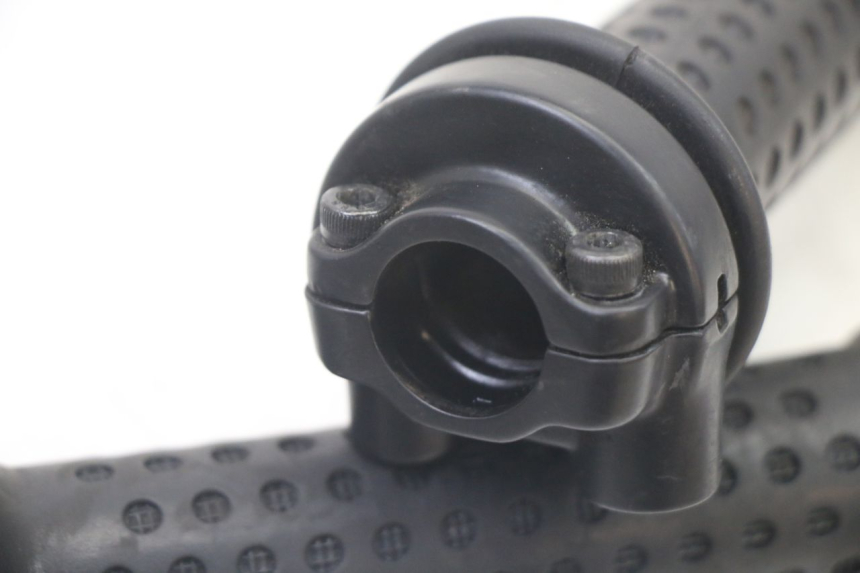 photo de MANOPOLE DELL'ACCELERATORE PIAGGIO MP3 500 (2011 - 2015) - Zoom sullo stato d'uso