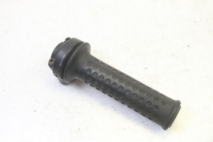 photo de MANOPOLE DELL'ACCELERATORE PIAGGIO MP3 RL 250 (2006 - 2010) - Vista principale