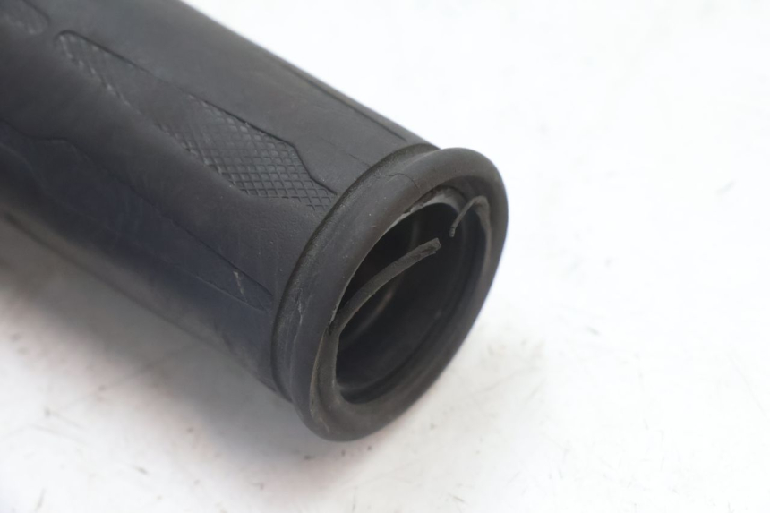 photo de ACCELERATORE PIAGGIO MP3 500 (2016 - 2018) - Marcature e riferimenti originali