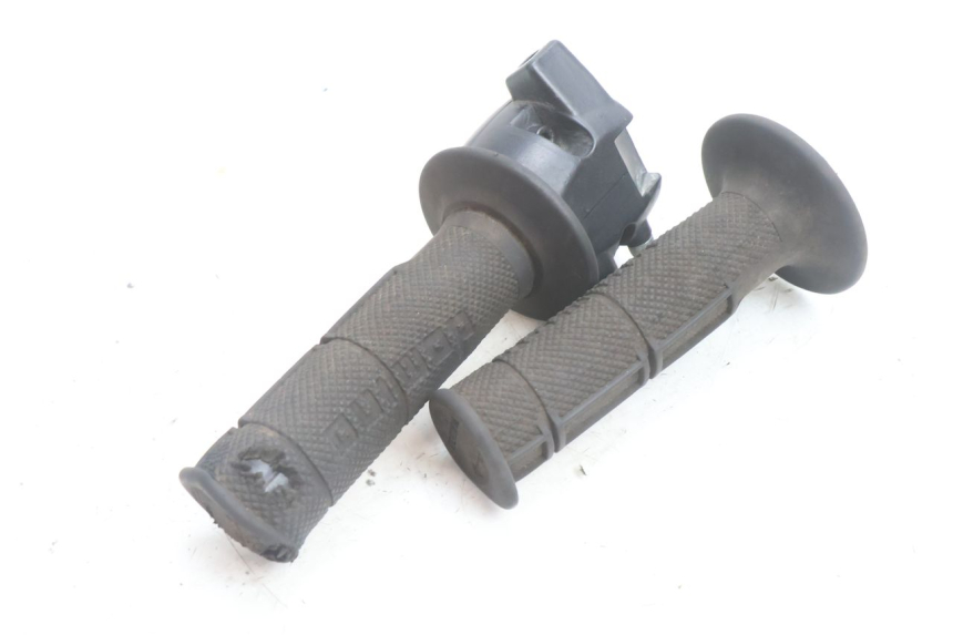 photo de ACCELERATORE RIEJU MRT PRO SUPERMOTARD 50 (2007 - 2018) - Vista d'insieme del prodotto