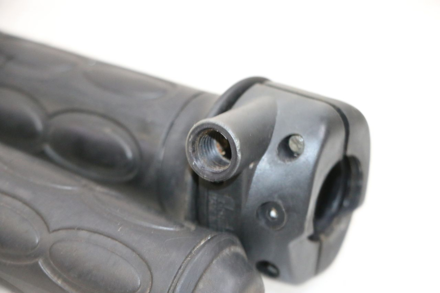 photo de ACCELERATORE YAMAHA NEO'S NEOS 2T 50 (1998 - 2007) - Altra angolazione