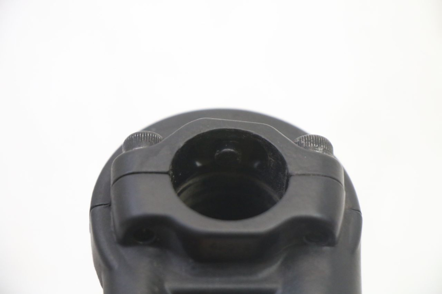 photo de MANOPOLE DELL'ACCELERATORE PIAGGIO NEW TYPHOON 50 (2018 - 2021) - Altra angolazione