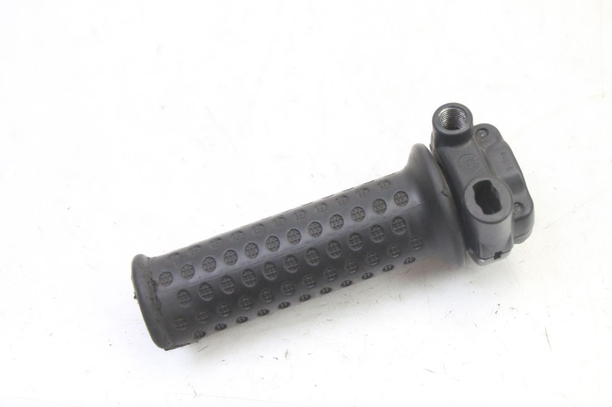 photo de MANOPOLE DELL'ACCELERATORE PIAGGIO NEW TYPHOON 50 (2018 - 2021) - Primo piano tecnico