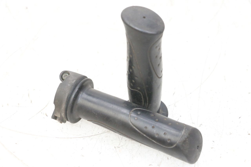 photo de MANOPOLE DELL'ACCELERATORE SYM ORBIT 2 4T 50 (2008 - 2017) - Vista principale