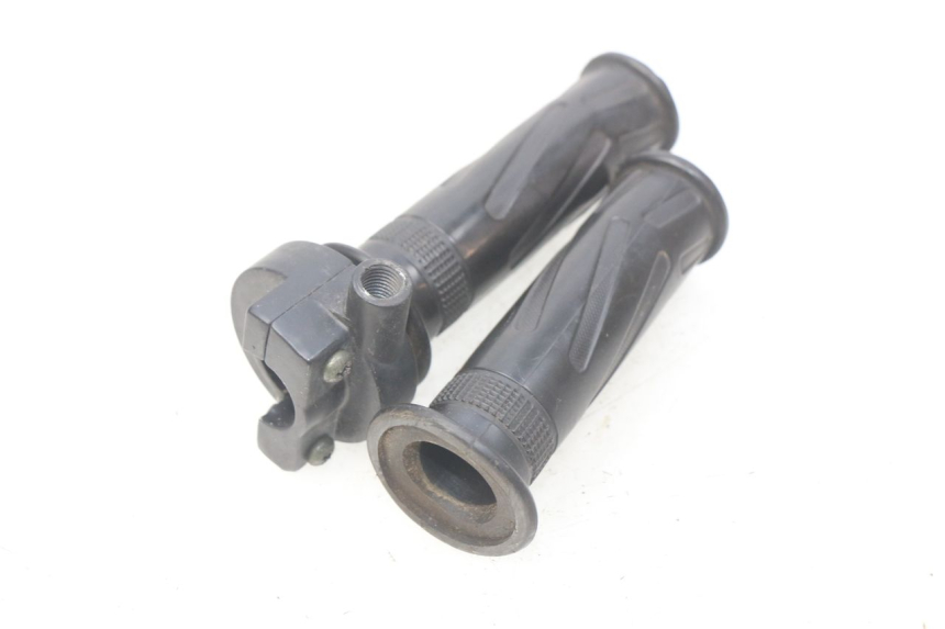 photo de MANOPOLE DELL'ACCELERATORE TNT MOTOR OTTO 2T 50 (2012 - 2018) - Zoom sullo stato d'uso