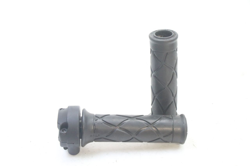 photo de Manopola dell'acceleratore MBK OVETTO 4T 50 (2008 - 2016) - Dettaglio del componente