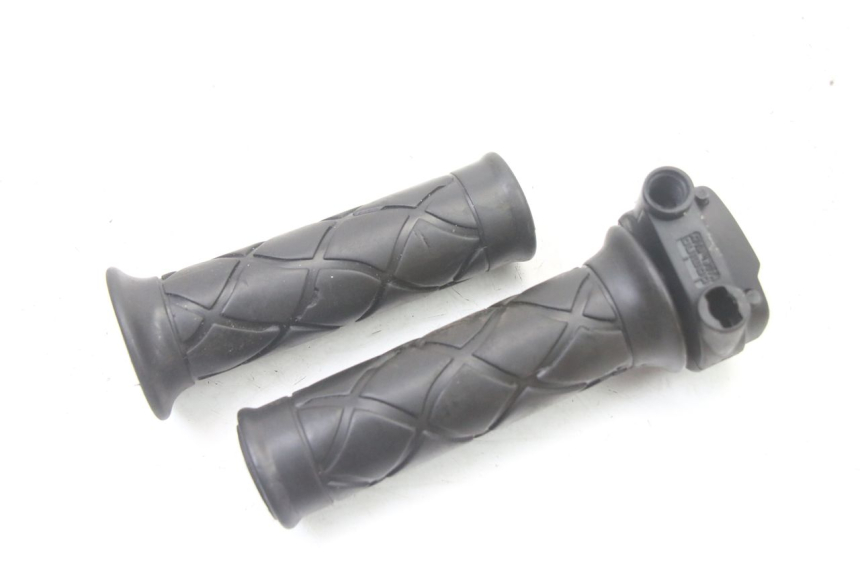 photo de Manopola dell'acceleratore MBK OVETTO 4T 50 (2008 - 2016) - Primo piano tecnico