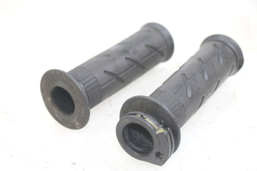 photo de MANOPOLE DELL'ACCELERATORE HONDA PCX (JF28) 125 (2009 - 2011) - Vista principale