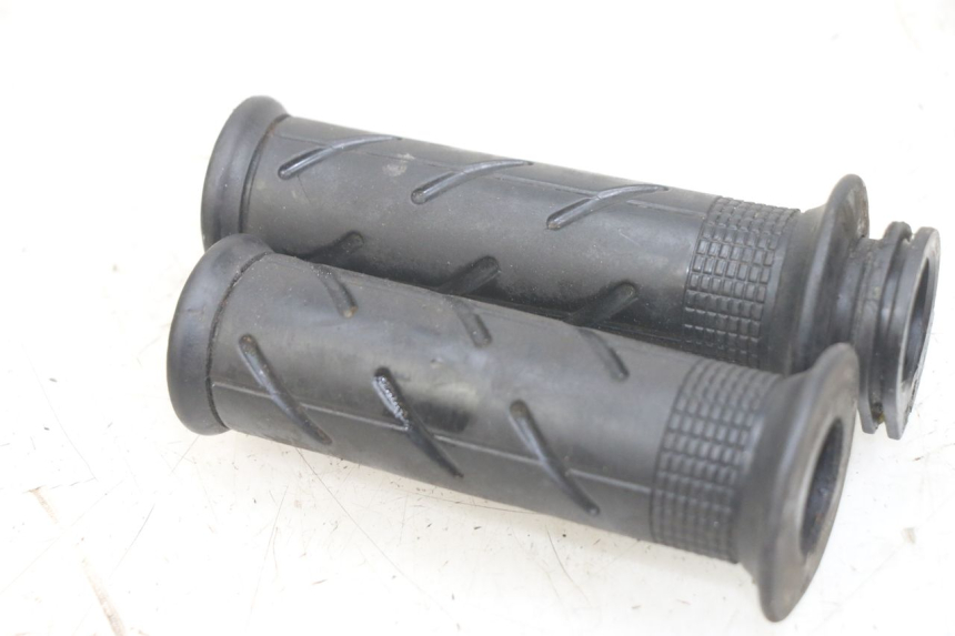 photo de MANOPOLE DELL'ACCELERATORE HONDA PCX (JF28) 125 (2009 - 2011) - Dettaglio del componente