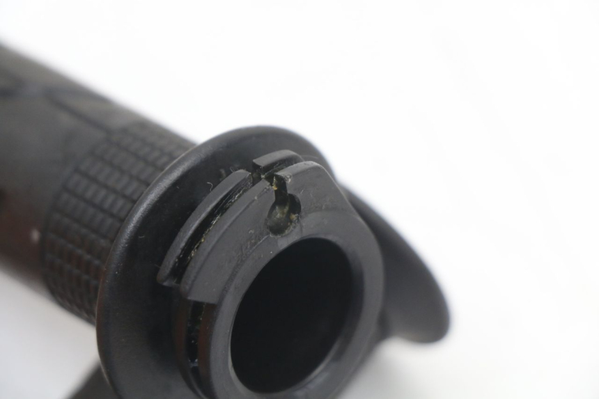 photo de MANOPOLE DELL'ACCELERATORE HONDA PCX (JF28) 125 (2009 - 2011) - Vista d'insieme del prodotto