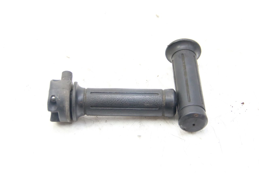 photo de MANOPOLE DELL'ACCELERATORE HONDA PES PS I 125 (2006 - 2012) - Altra angolazione