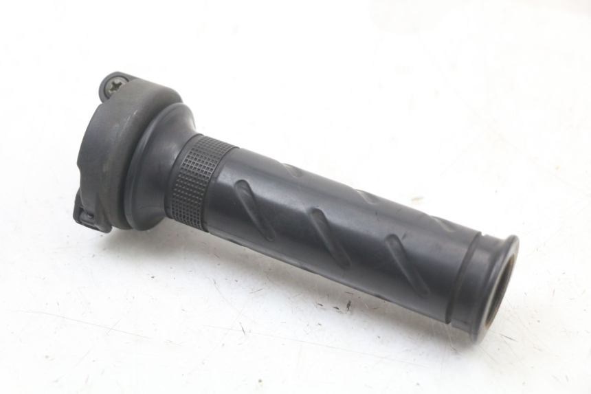 photo de ACCELERATORE PEUGEOT BELVILLE 125 (2017 - 2021) - Zoom sullo stato d'uso