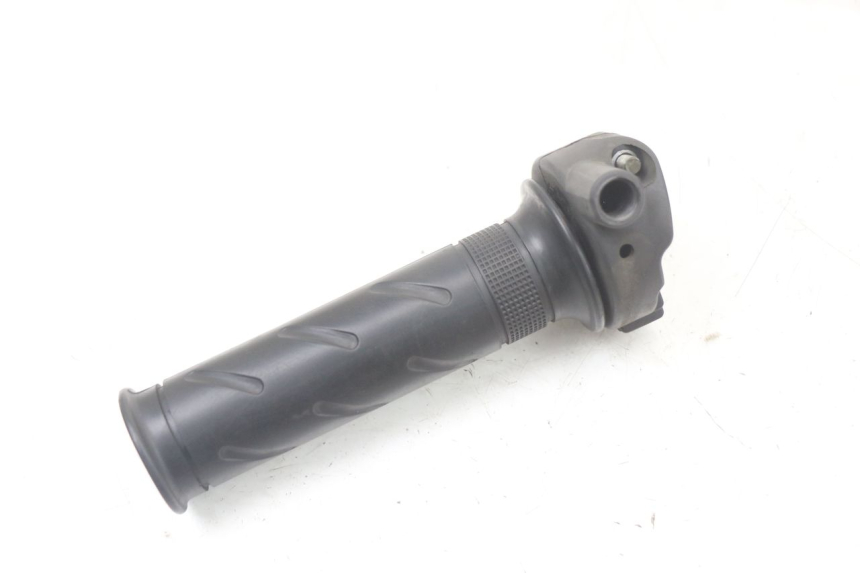 photo de ACCELERATORE PEUGEOT BELVILLE 125 (2017 - 2021) - Altra angolazione