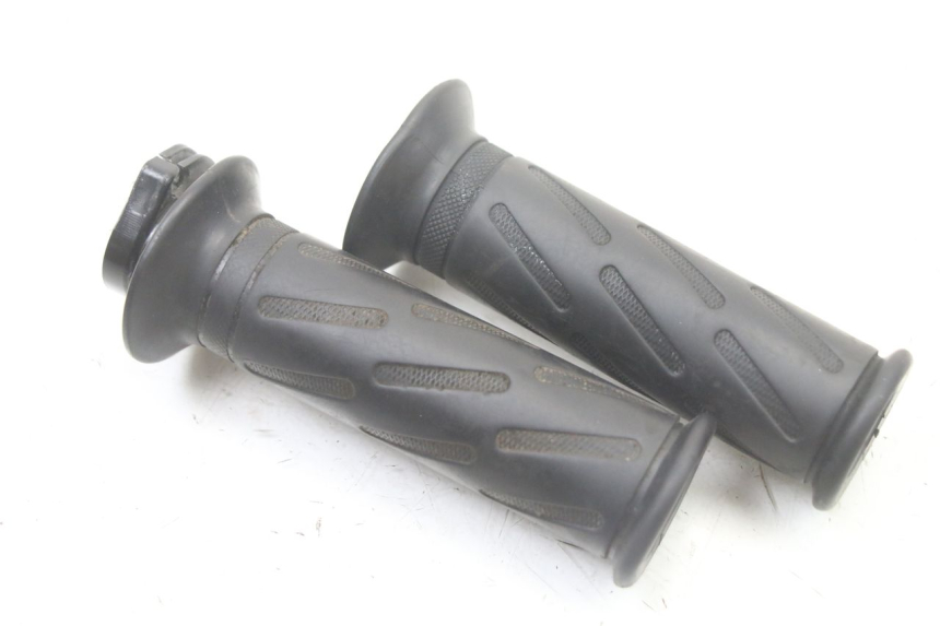 photo de Manopola dell'acceleratore PEUGEOT KISBEE 4T 50 (2018 - 2022) - Vista principale