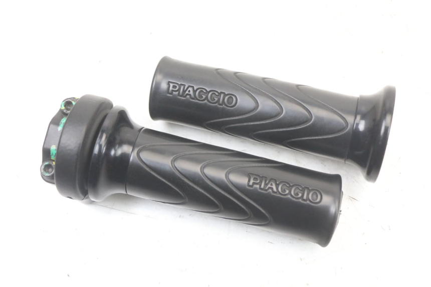 photo de ACCELERATORE PIAGGIO LIBERTY IGET 4T 50 (2021 - 2025) - Vista principale