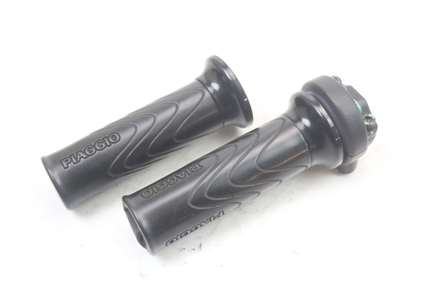 photo de ACCELERATORE PIAGGIO LIBERTY IGET 4T 50 (2021 - 2025) - Zoom sullo stato d'uso