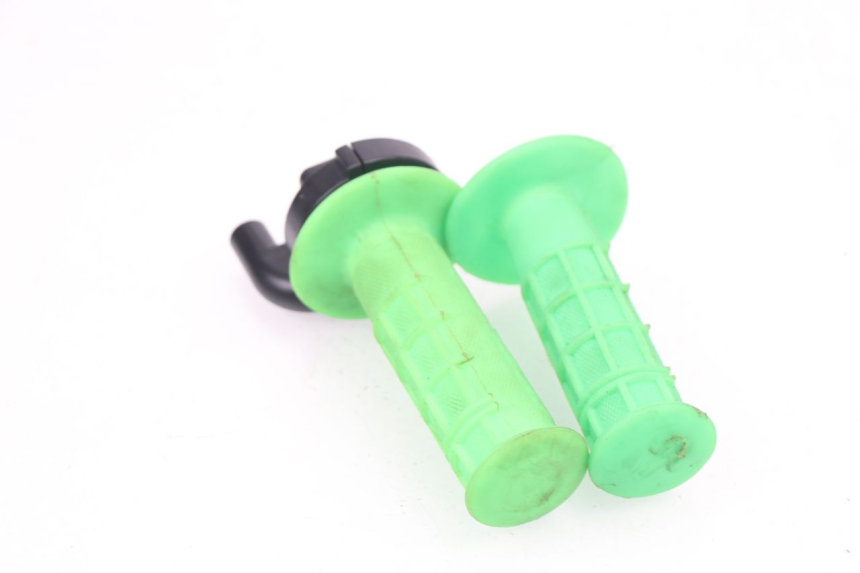 photo de Manopola dell'acceleratore GUNSHOT PIT BIKE FX 125 (2014 - 2021) - Zoom sullo stato d'uso