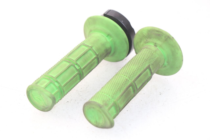 photo de MANOPOLE DELL'ACCELERATORE APOLLO RFZ 150 - Vista principale