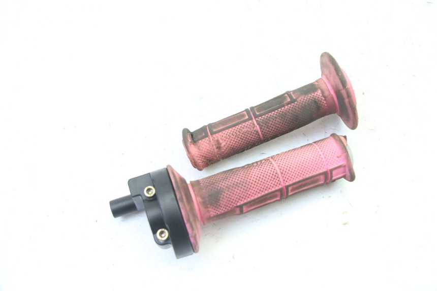 photo de MANOPOLE DELL'ACCELERATORE APOLLO RFZ 150 - Vista principale