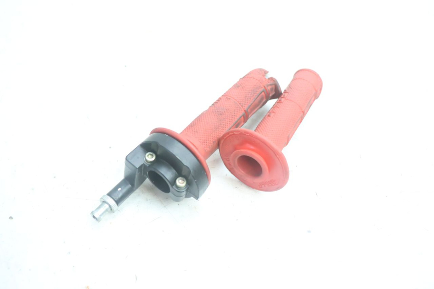photo de ACCELERATORE APOLLO RFZ 125 - Dettaglio del componente