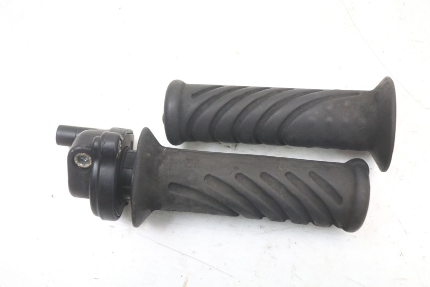 photo de ACCELERATORE GILERA RUNNER LC 50 (1997 - 1998) - Vista principale