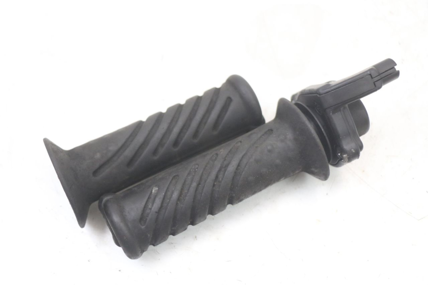 photo de ACCELERATORE GILERA RUNNER LC 50 (1997 - 1998) - Altra angolazione