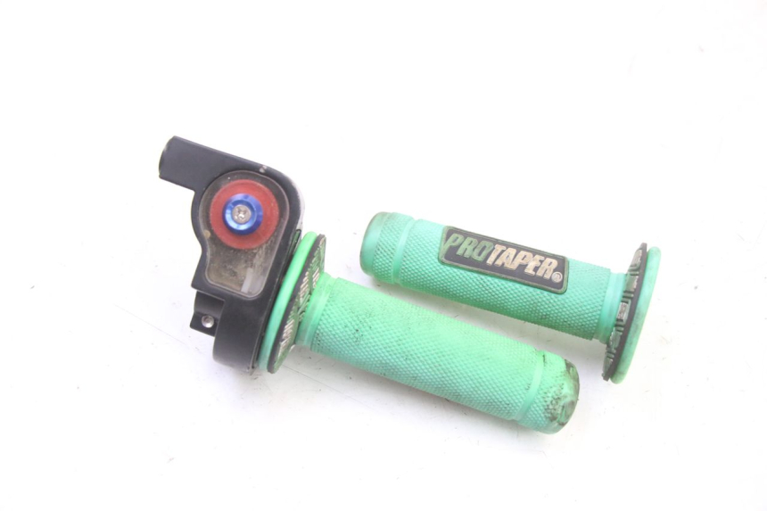 photo de MANOPOLE DELL'ACCELERATORE APOLLO RXF 125 - Vista principale