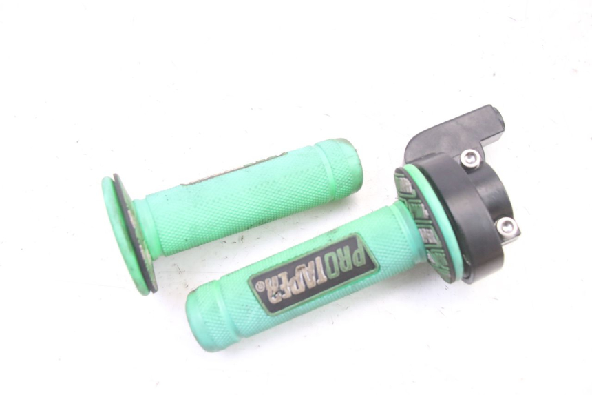 photo de MANOPOLE DELL'ACCELERATORE APOLLO RXF 125 - Altra angolazione