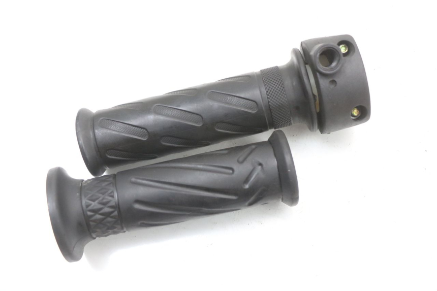 photo de MANOPOLE DELL'ACCELERATORE JM MOTORS SANTANA 50 (2014 - 2023) - Primo piano tecnico