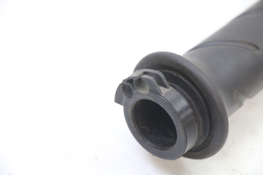 photo de ACCELERATORE PEUGEOT SATELIS COMPRESSOR K15 125 (2006 - 2009) - Dettaglio del componente