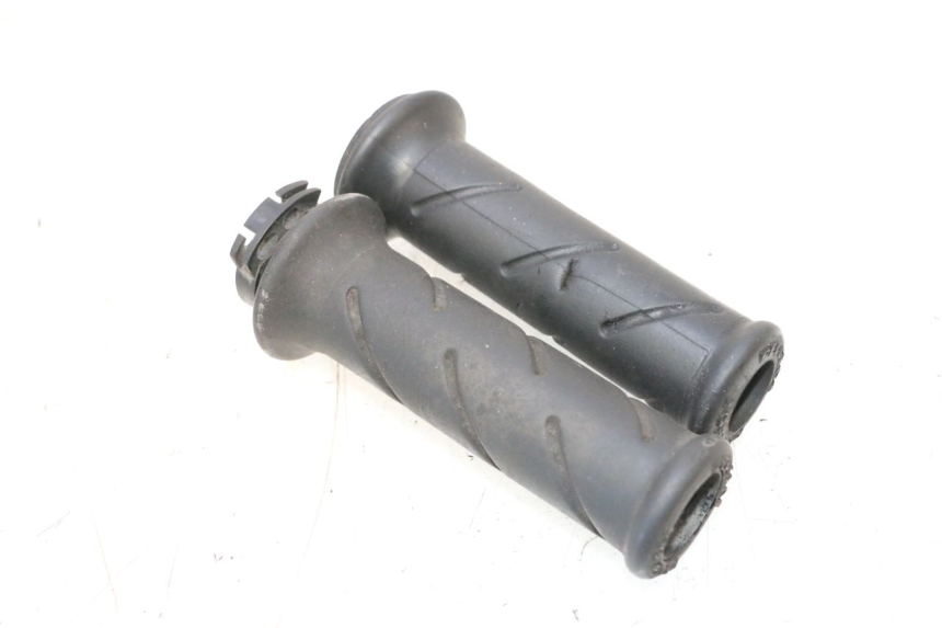 photo de ACCELERATORE PEUGEOT SATELIS COMPRESSOR K15 125 (2006 - 2009) - Dettaglio del componente