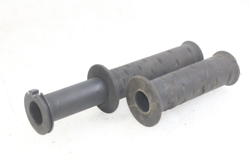 photo de MANOPOLE DELL'ACCELERATORE APRILIA SCARABEO LIGHT 125 (2007 - 2011) - Altra angolazione