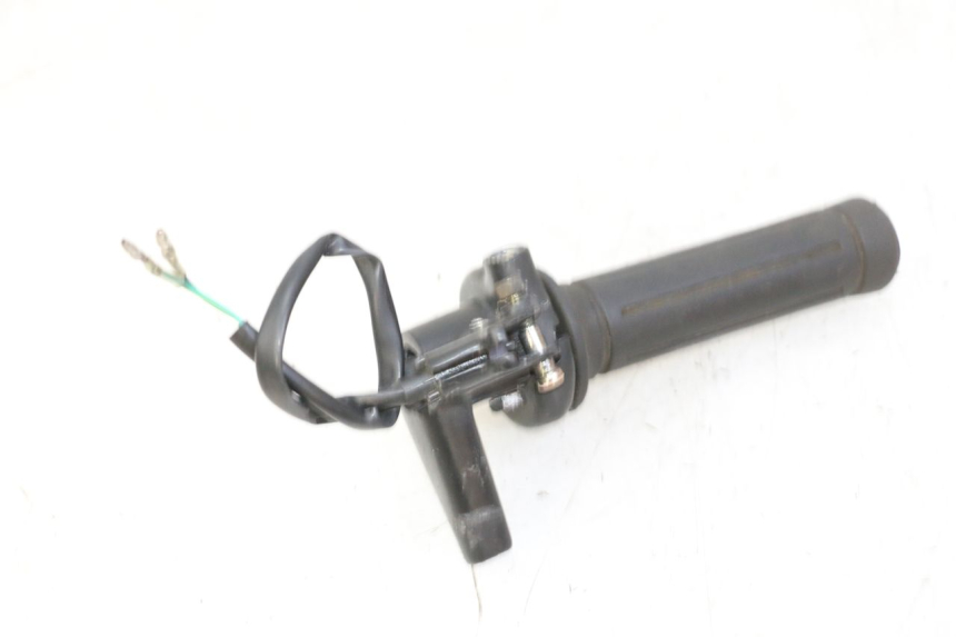 photo de MANOPOLE DELL'ACCELERATORE HONDA SCV LEAD 100 (2003 - 2007) - Altra angolazione