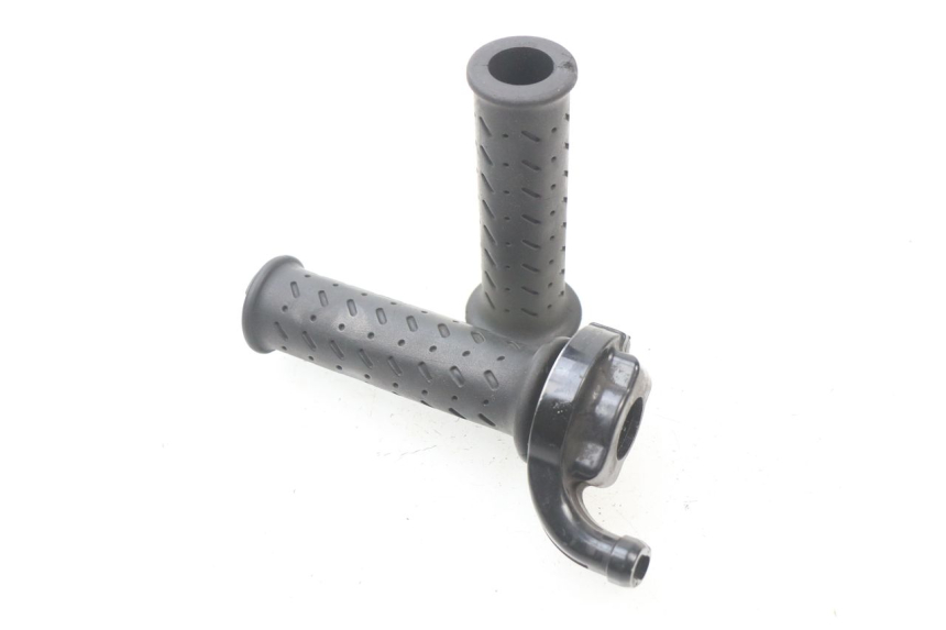 photo de ACCELERATORE TRIUMPH SPEED TRIPLE 1050 (2005 - 2007) - Vista principale