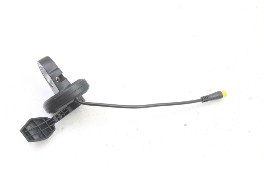 photo de MANIGLIA DELL'ACCELERATORE NAMI STELLAR 1 - Primo piano tecnico