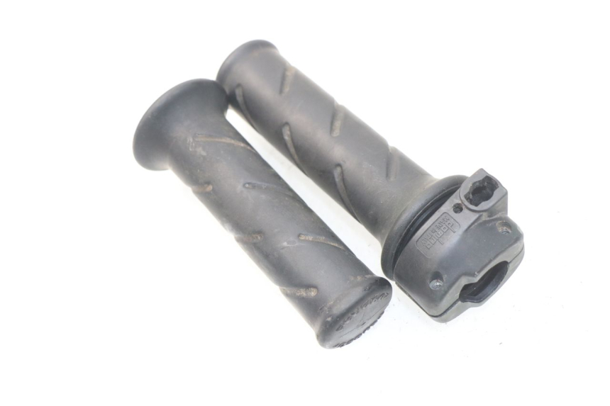 photo de Manopola dell'acceleratore PEUGEOT SV 80 (1993 - 1997) - Altra angolazione