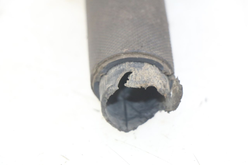 photo de MANOPOLE DELL'ACCELERATORE APRILIA SX 50 (2011 - 2017) - Zoom sullo stato d'uso