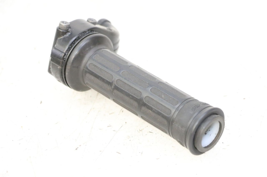 photo de Manopola dell'acceleratore YAMAHA TDM ABS 900 (2002 - 2014) - Dettaglio del componente