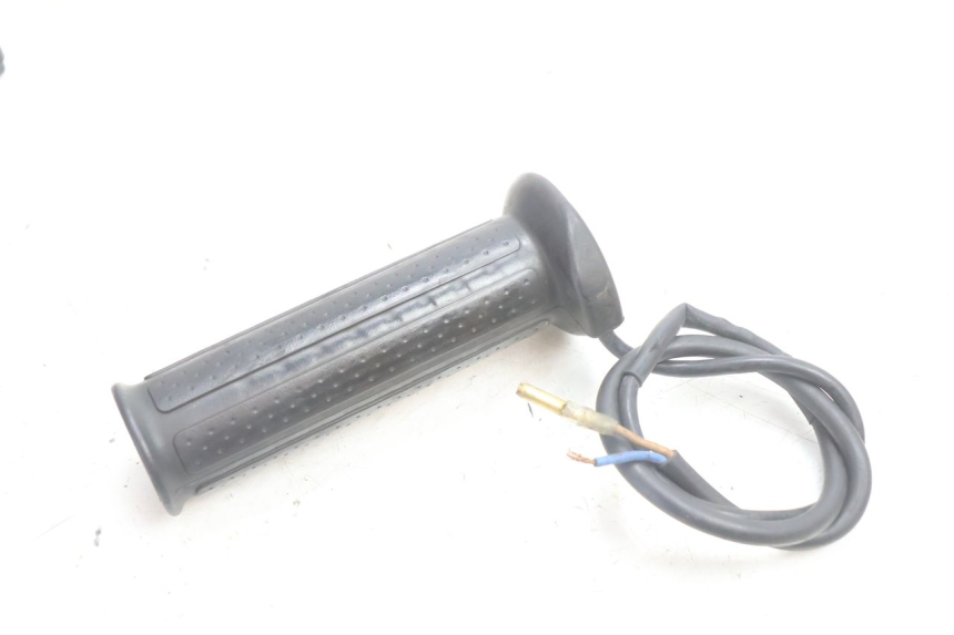 photo de ACCELERATORE YAMAHA TDM ABS 900 (2002 - 2014) - Marcature e riferimenti originali
