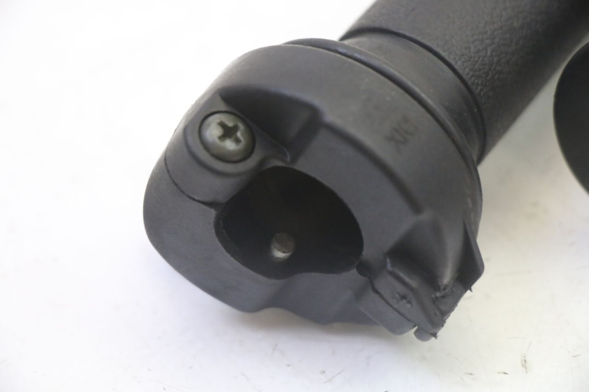 photo de MANOPOLE DELL'ACCELERATORE PEUGEOT TWEET 4T 50 (2018 - 2022) - Dettaglio del componente