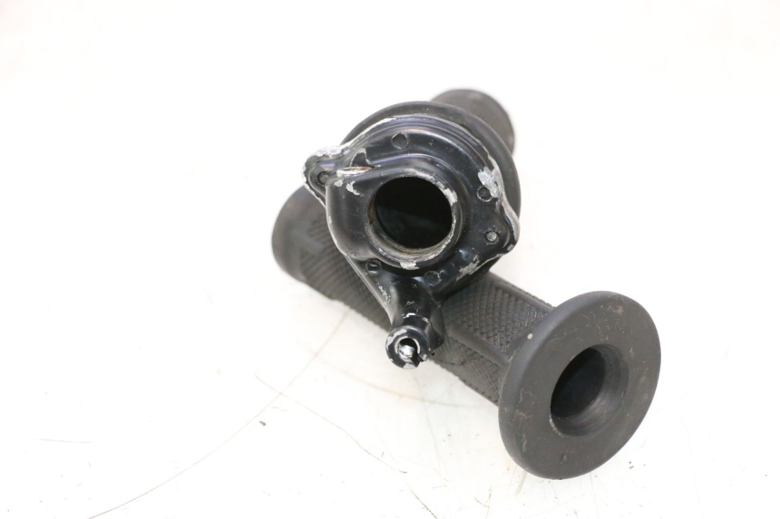 photo de ACCELERATORE PIAGGIO TYPHOON 50 (2000 - 2009) - Altra angolazione