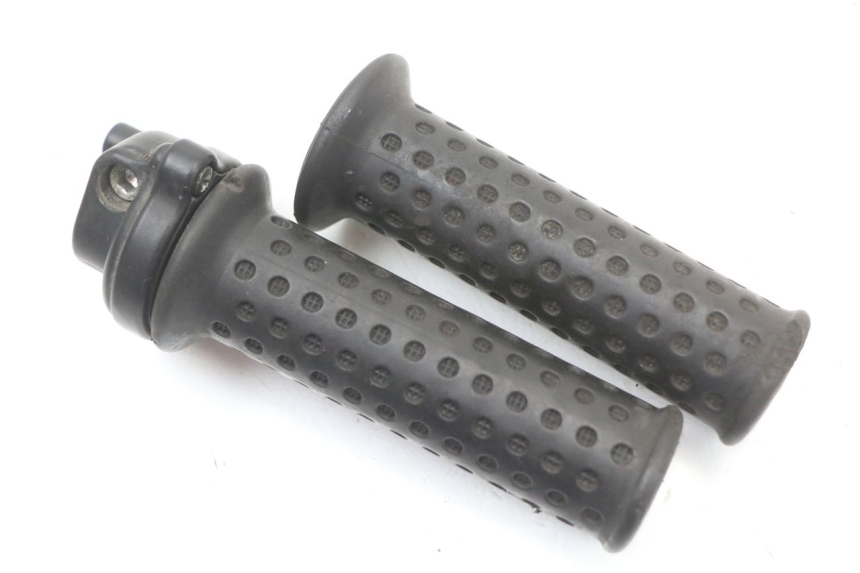 photo de MANOPOLE DELL'ACCELERATORE PIAGGIO VESPA LX 2T 50 (2005 - 2013) - Vista principale