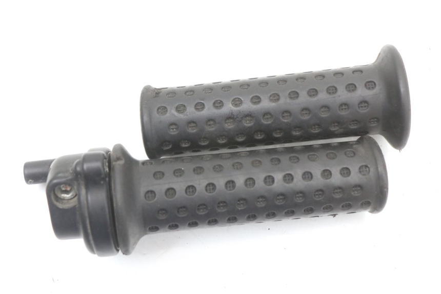 photo de MANOPOLE DELL'ACCELERATORE PIAGGIO VESPA LX 2T 50 (2005 - 2013) - Zoom sullo stato d'uso