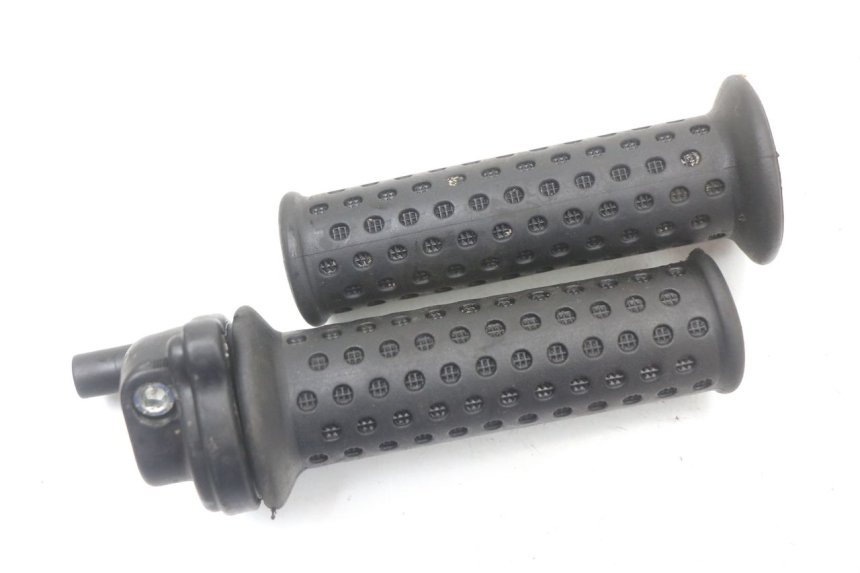 photo de ACCELERATORE PIAGGIO VESPA LX 125 (2005 - 2010) - Vista principale