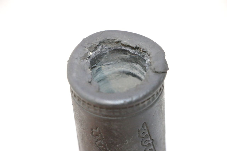 photo de MANOPOLE DELL'ACCELERATORE PIAGGIO VESPA PRIMAVERA 2T 50 (2013 - 2018) - Stato della superficie e materiale