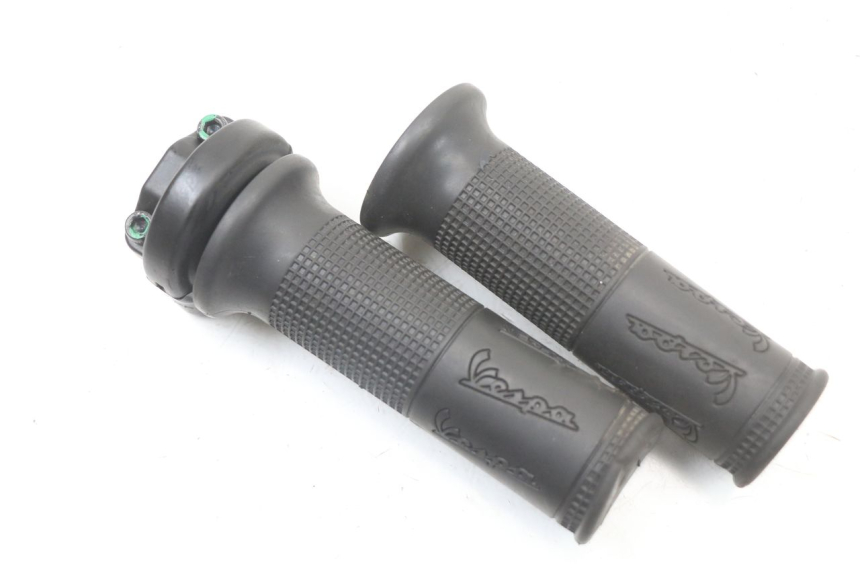 photo de ACCELERATORE PIAGGIO VESPA PRIMAVERA 4T 50 (2021 - 2024) - Dettaglio del componente