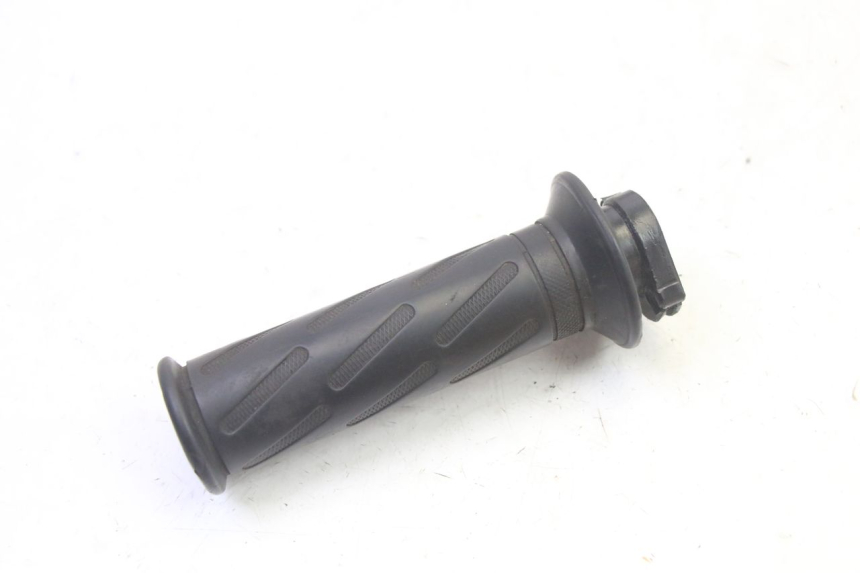 photo de ACCELERATORE PEUGEOT VIVACITY NEW 4T 50 (2008 - 2017) - Zoom sullo stato d'uso