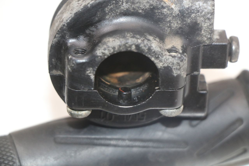 photo de MANOPOLE DELL'ACCELERATORE YAMAHA X-MAX XMAX 250 (2006 - 2009) - Altra angolazione