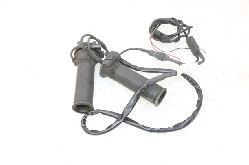 photo de MANOPOLE DELL'ACCELERATORE YAMAHA XMAX X-MAX 125 (2006 - 2009) - Dettaglio del componente