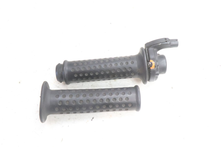 photo de ACCELERATORE PIAGGIO X9 AMALFI 180 (2000 - 2003) - Altra angolazione